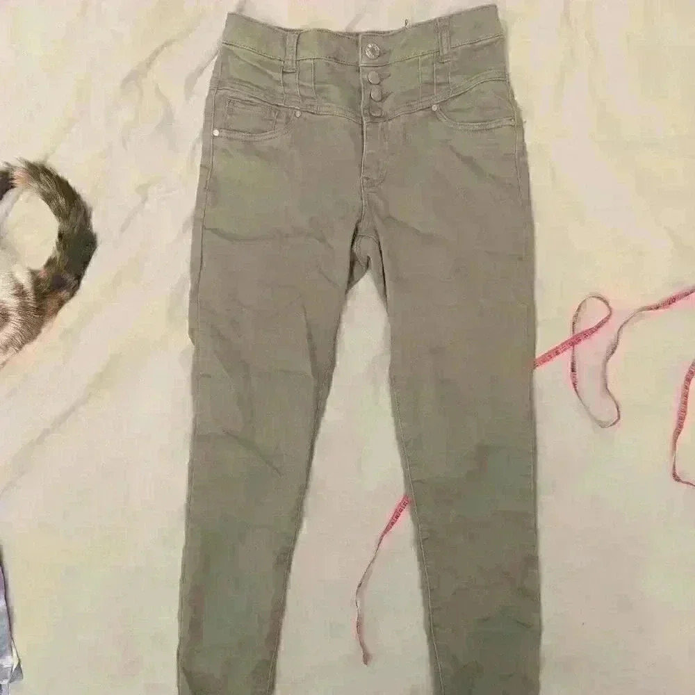 Vienna, High Rise Jeans, Green ,  size 7